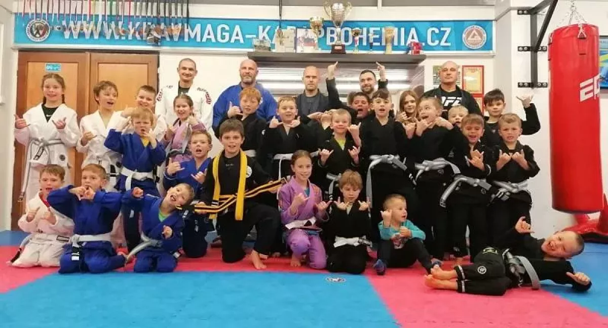 Juniorští borci Brazilského Jiu-Jitsu z Ústí vydřeli medaile v zahraničí