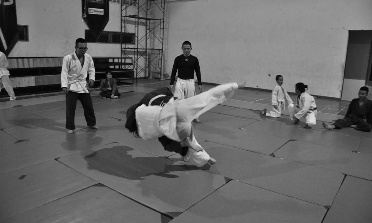 Šílené scény z Dagestánu. Judistický šampionát se proměnil v hromadné MMA